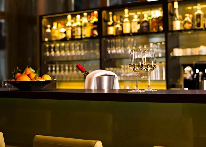 Allegra 3 Stern Superior